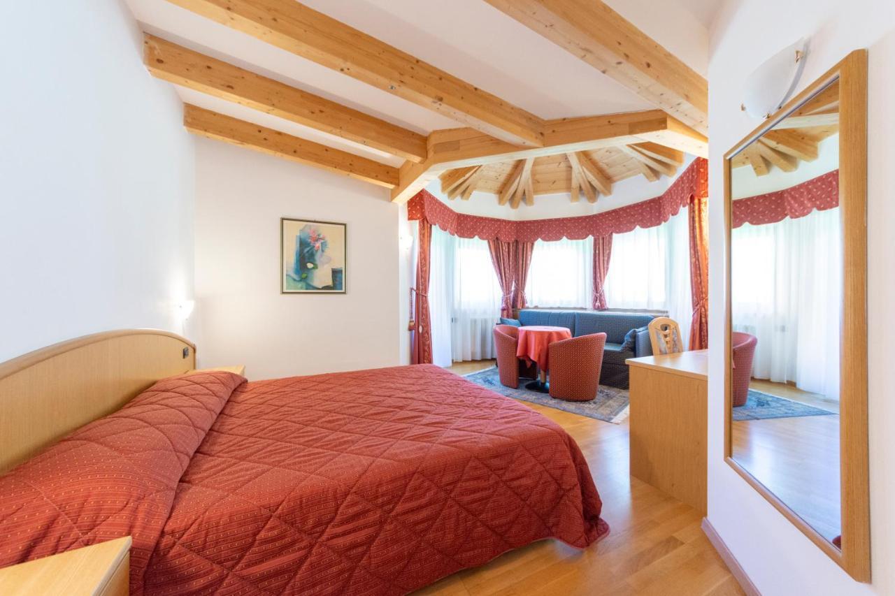 Hotel Flos 3*