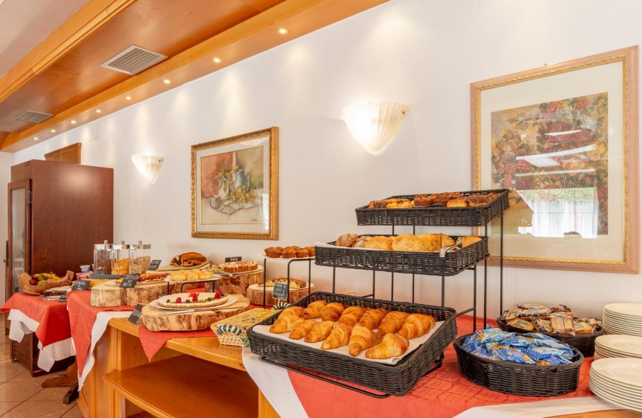 Hotel Flos 3*