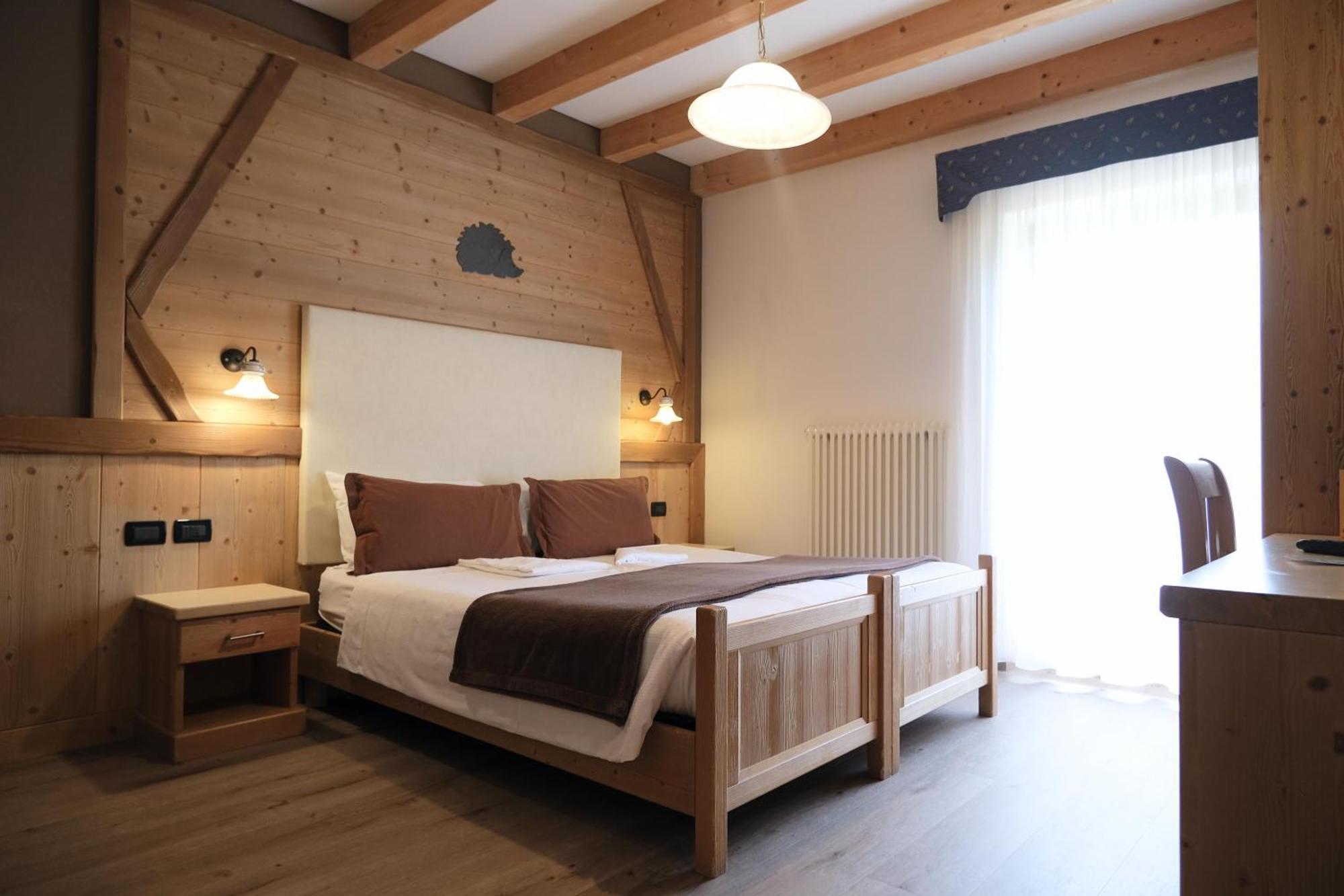 Hotel Flos 3*