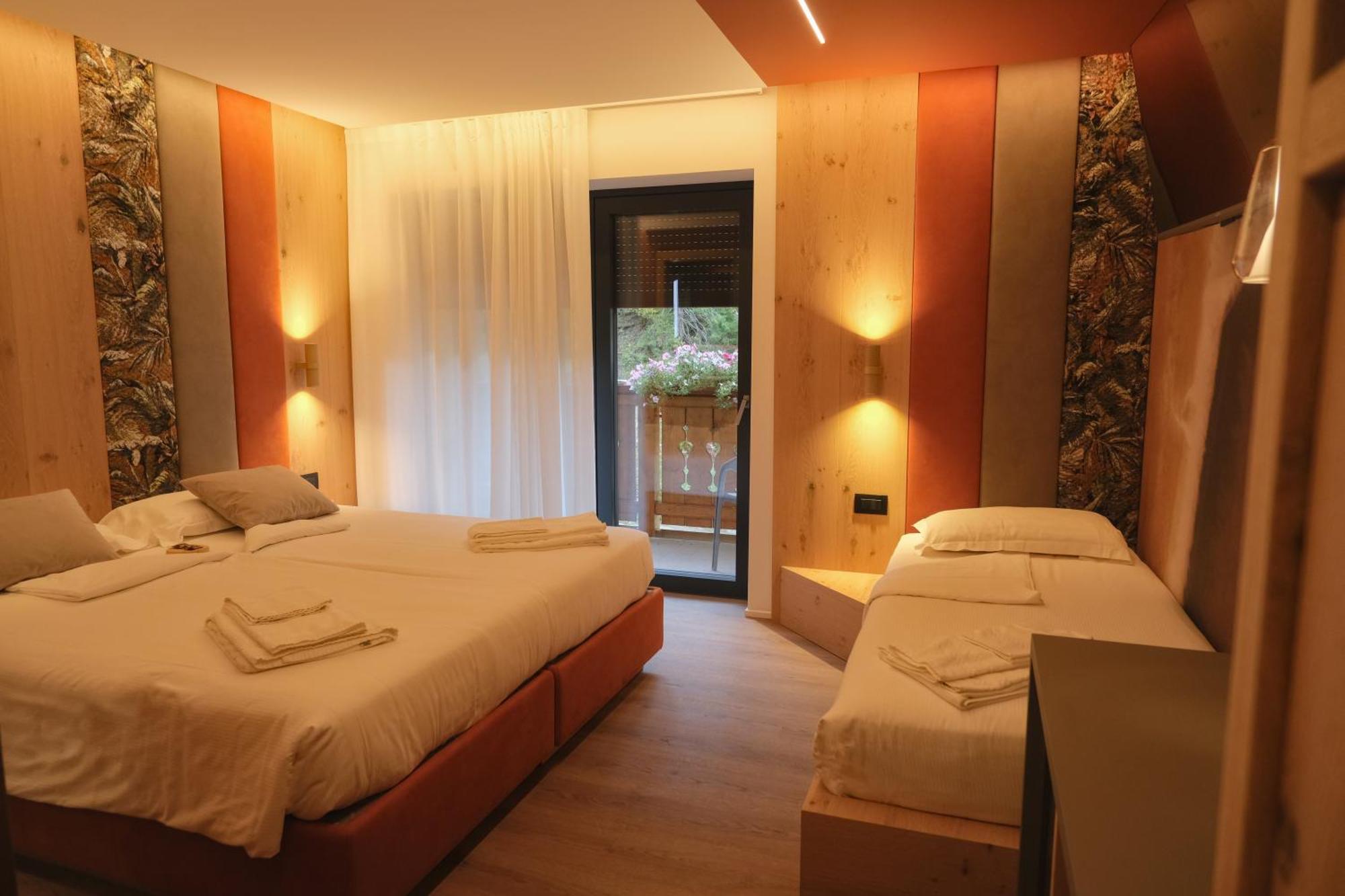 Hotel Flos 3*