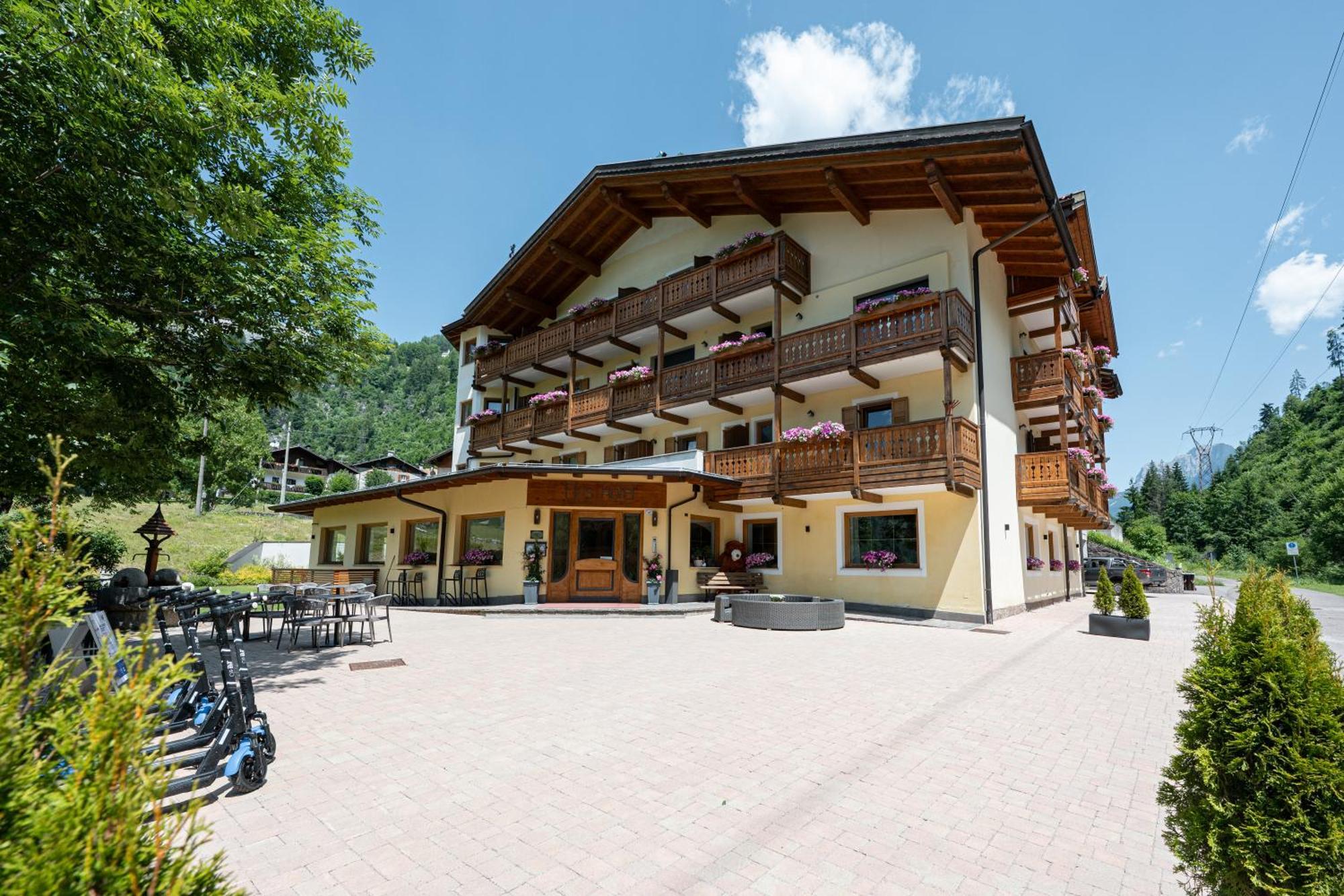 Hotel Flos Moena